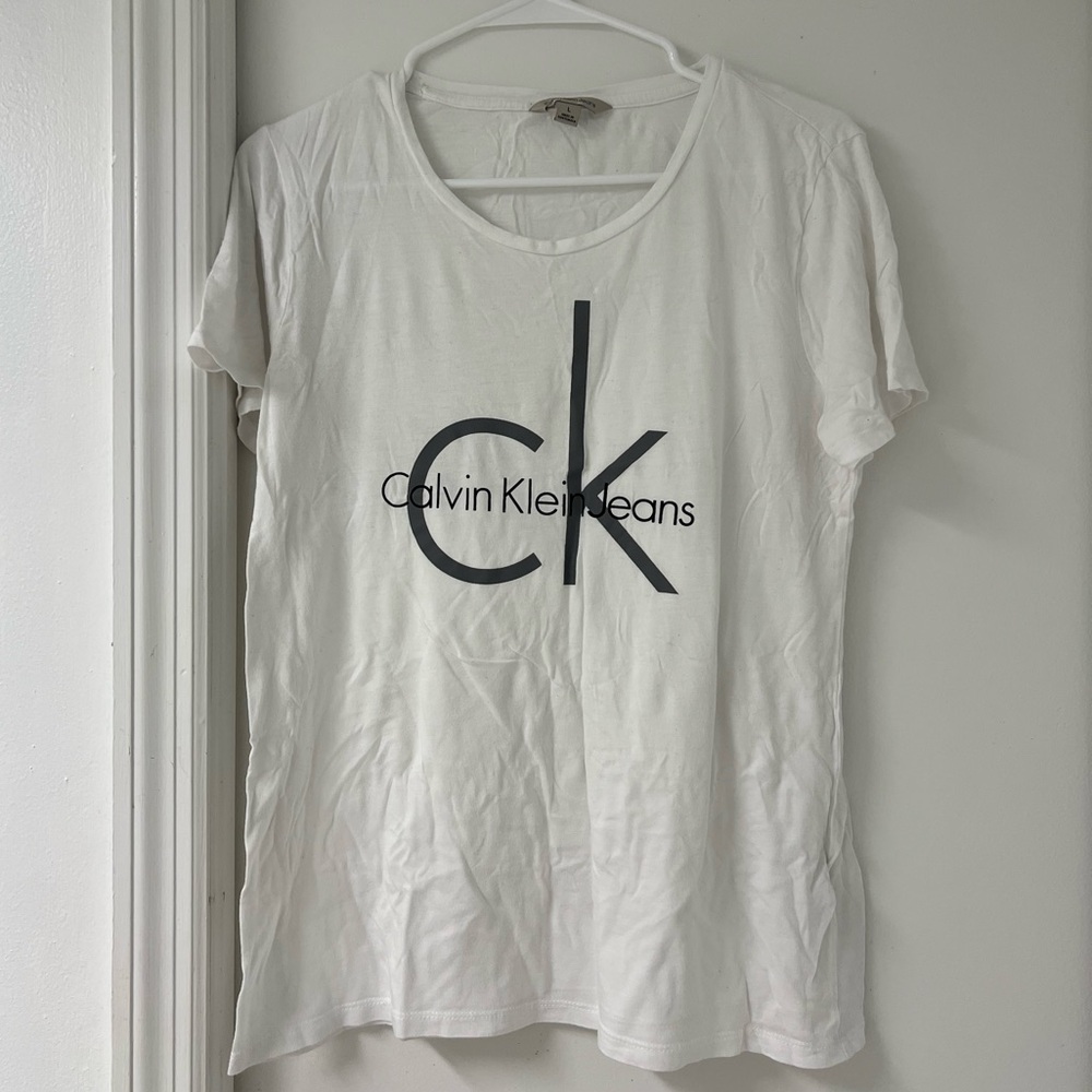 Calvin Klein shirt size L